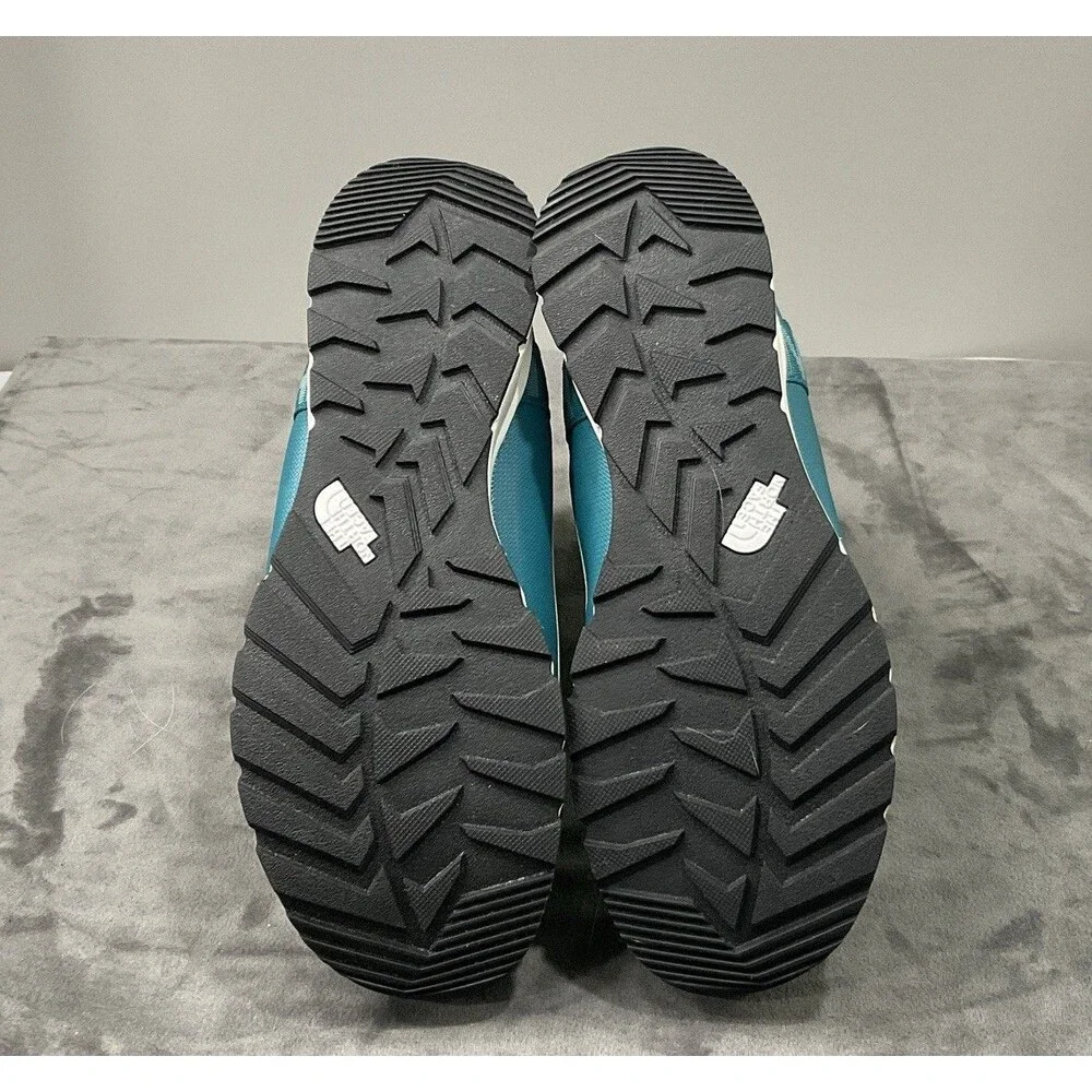 The North Face Youth Thermoball Pull - On Waterproof Women’s Boots Size 6